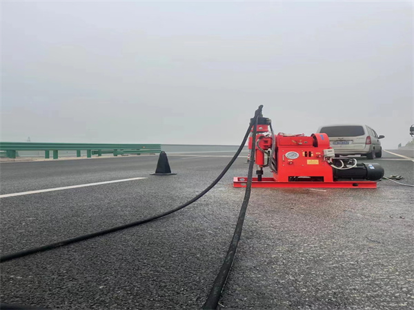 卫辉马路路基路面开裂下沉注浆加固灌浆